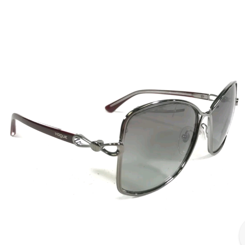 Vogue Large Sunglasses Silver & Red Frames - Picture 4 of 8